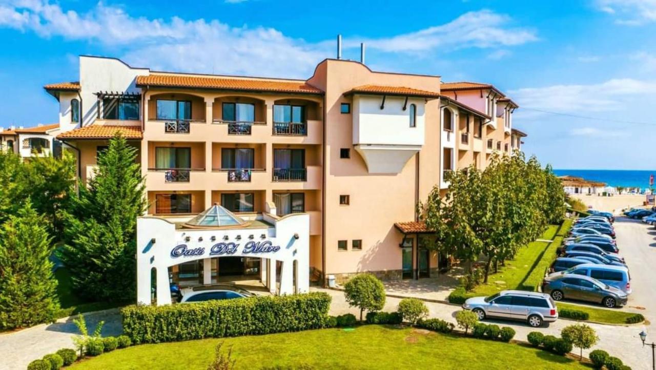 Oasis Del Mare Beach Front Hotel لوزينيتس المظهر الخارجي الصورة