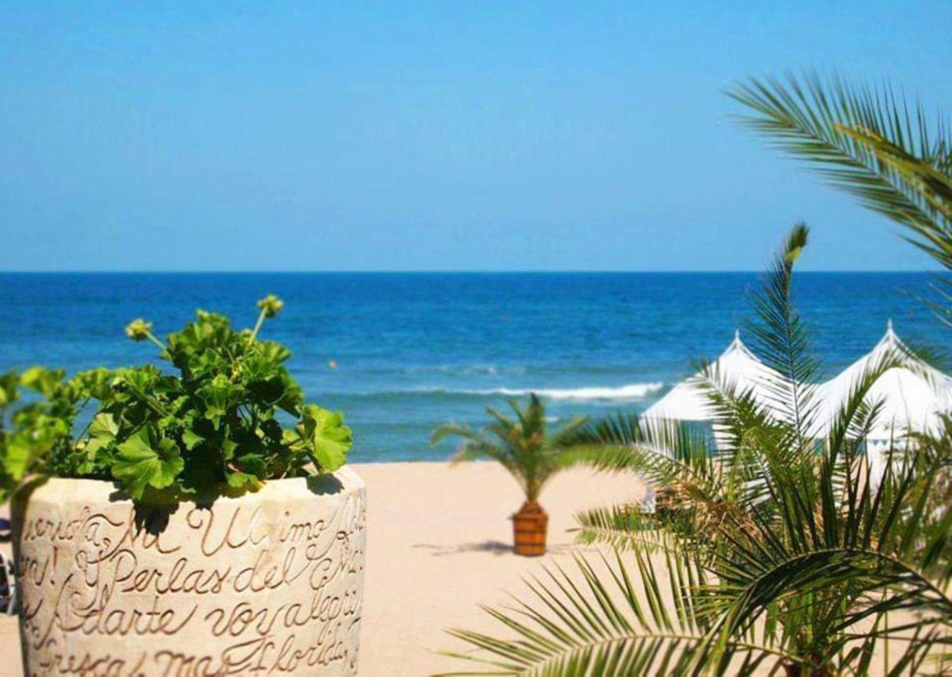 Oasis Del Mare Beach Front Hotel لوزينيتس المظهر الخارجي الصورة