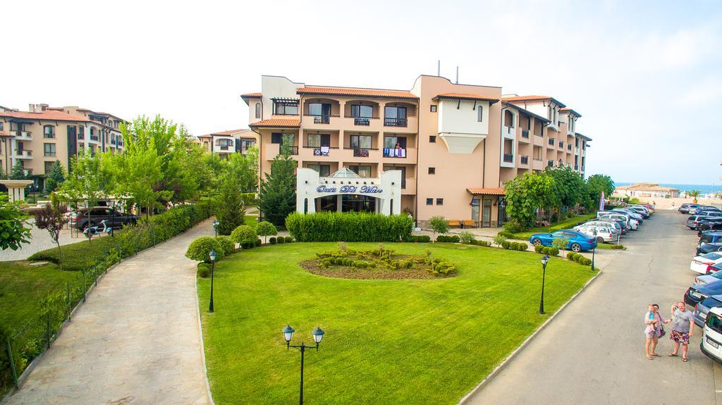 Oasis Del Mare Beach Front Hotel لوزينيتس المظهر الخارجي الصورة